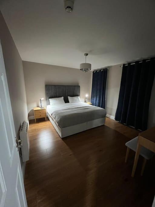 Blacklion Prime Location Apartment Eksteriør bilde