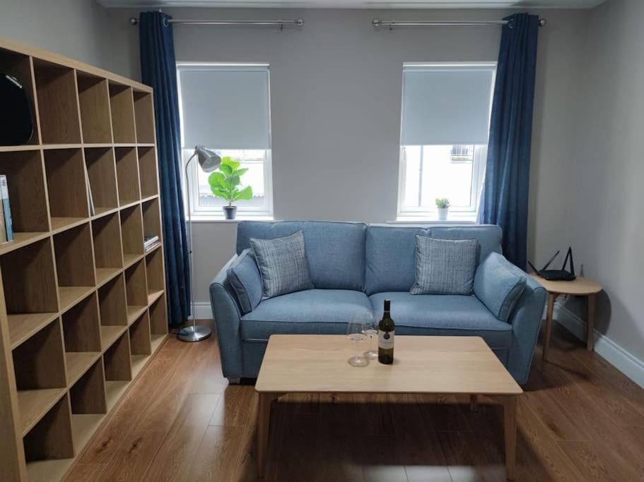 Blacklion Prime Location Apartment Eksteriør bilde